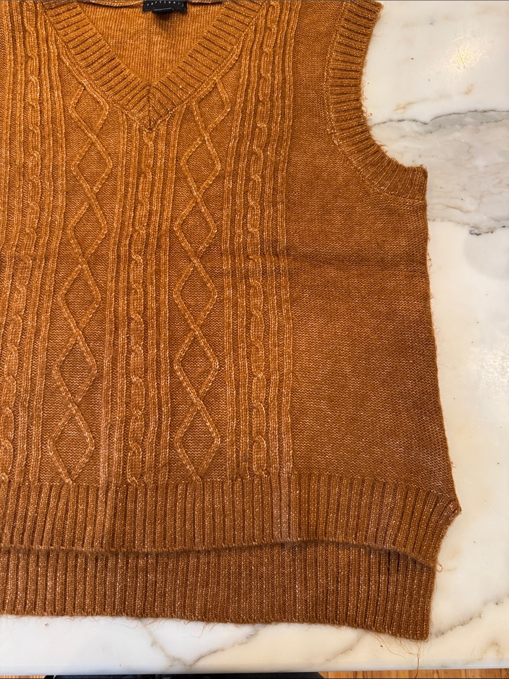 Sanctuary Cable-Knit V-Neck Sweater Vest - Rust/Brown - Picture 4 of 4